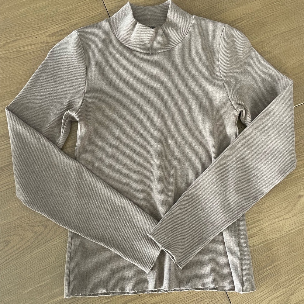 Thick and cozy mock neck long sleeve